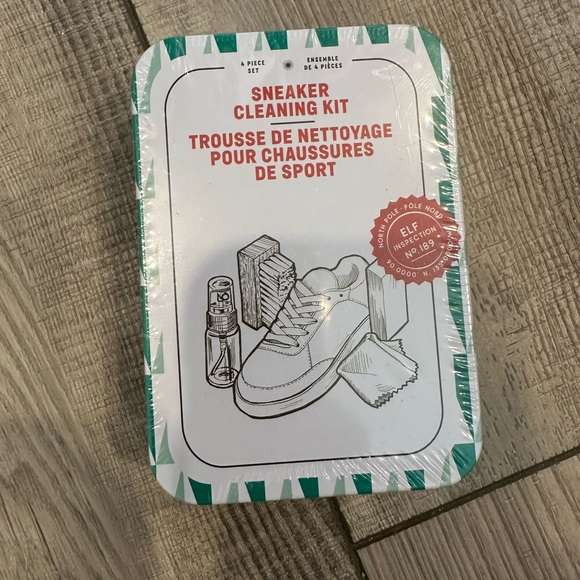 Shoe Cleaning Kit - Stocking Stuffer - Picture 1 of 2